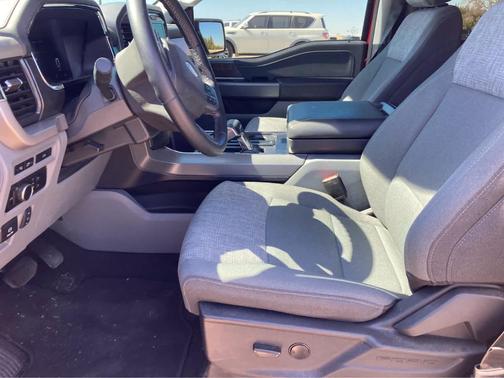 2023 Ford F-150 Lightning XLT