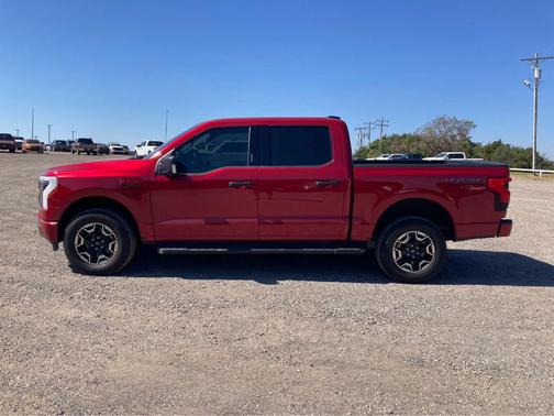 2023 Ford F-150 Lightning XLT