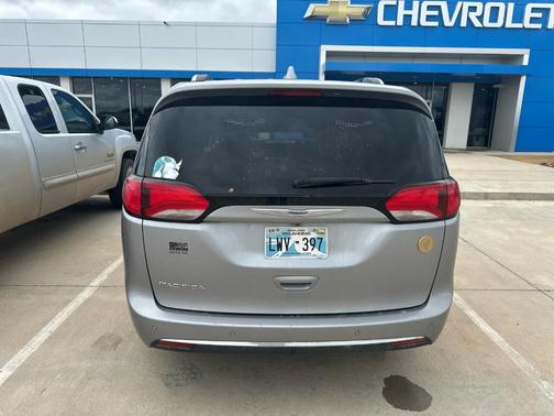 2020 Chrysler Pacifica Touring-L Plus