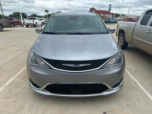 2020 Chrysler Pacifica Touring-L Plus