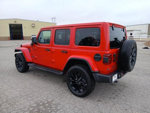 2025 Jeep Wrangler 4xe Sahara