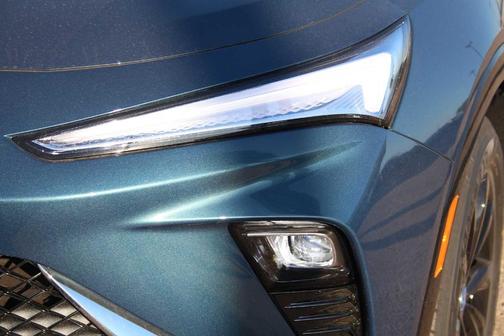 Ocean Blue Metallic 2026 Buick Envista Sport Touring