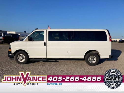 Summit White 2019 Chevrolet Express 3500 LS