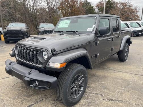 2026 Jeep Gladiator Sport