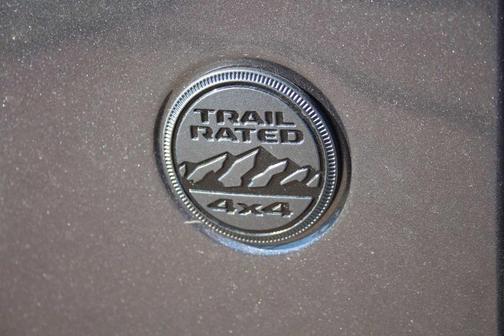 Granite Crystal Clearcoat Metallic 2026 Jeep Gladiator Sport