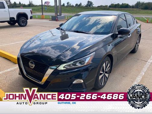 2022 Nissan Altima 2.5 SV