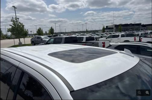 Iridescent Pearl Tricoat 2023 Chevrolet Silverado 1500 High Country