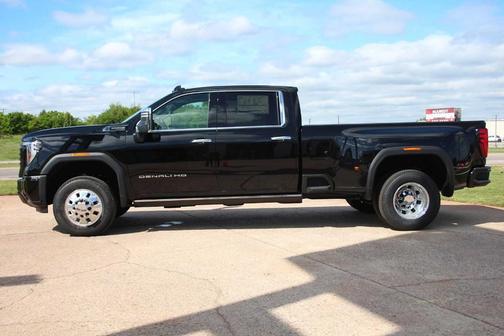 Onyx Black 2026 GMC Sierra 3500 Denali Ultimate