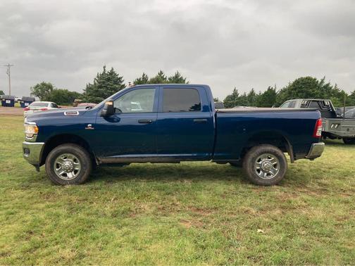 Patriot Blue Pearlcoat 2024 RAM 2500 Tradesman