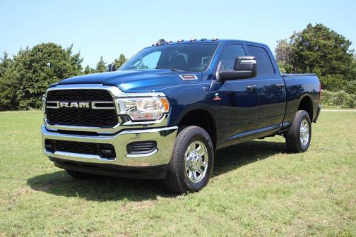 Patriot Blue Pearlcoat 2024 RAM 2500 Tradesman