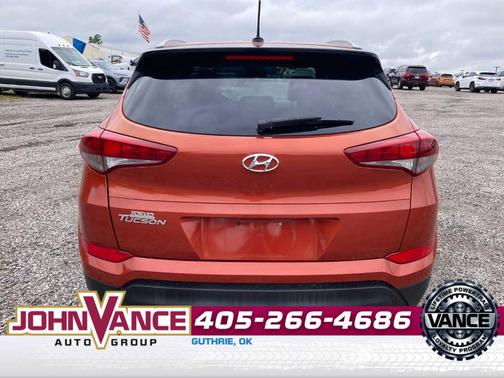 2016 Hyundai TUCSON SE