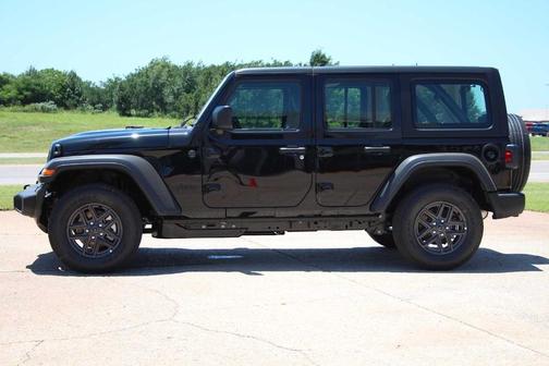 Black Clearcoat 2026 Jeep Wrangler Sport