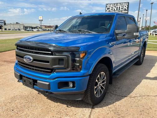 Velocity Blue Metallic 2019 Ford F-150 XLT