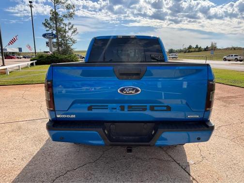 Velocity Blue Metallic 2019 Ford F-150 XLT