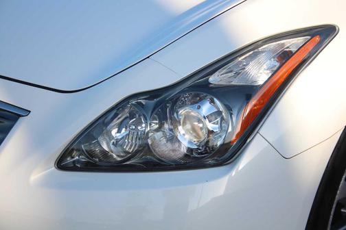 Moonlight White 2014 INFINITI Q60 Base