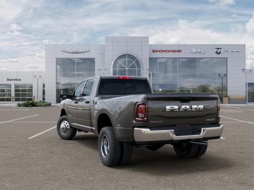 Granite Crystal Clearcoat Metallic 2027 RAM 3500 Big Horn