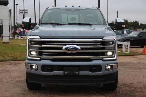 2026 Ford F-350 Platinum