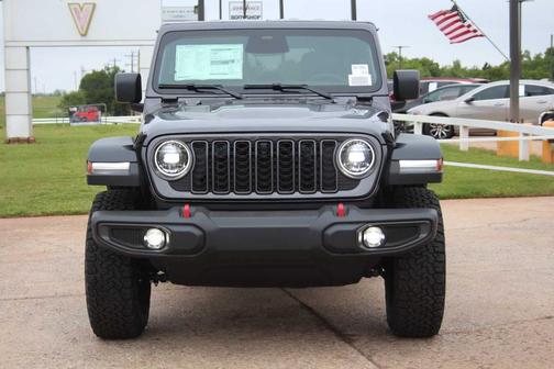 Granite Crystal Clearcoat Metallic 2026 Jeep Wrangler Rubicon