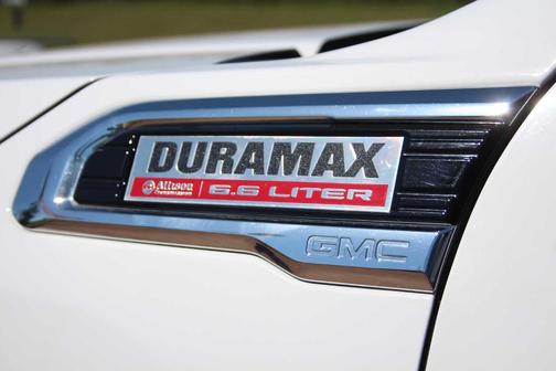 Summit White 2022 GMC Sierra 3500 SLT
