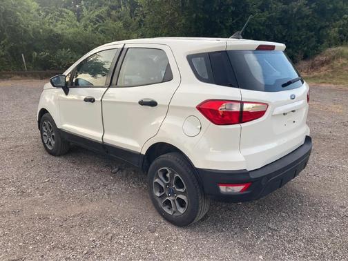 Diamond White 2022 Ford EcoSport S