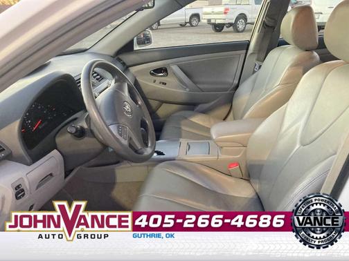 2010 Toyota Camry LE