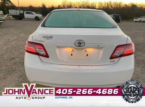 2010 Toyota Camry LE