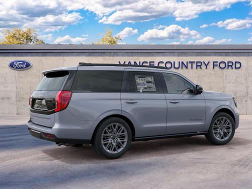 Glacier Gray Metallic 2027 Ford Expedition Platinum