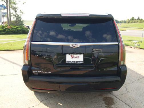 2019 Cadillac Escalade ESV Luxury