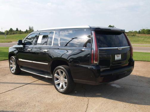 2019 Cadillac Escalade ESV Luxury