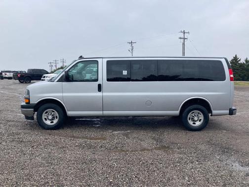 2017 Chevrolet Express 3500 LT