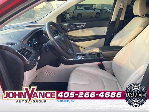 2022 Ford Edge Titanium