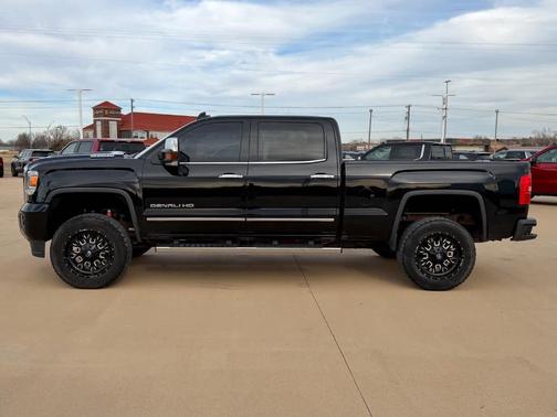 2019 GMC Sierra 2500 Denali