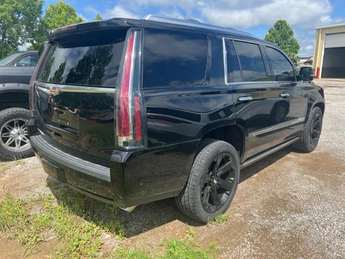 2019 Cadillac Escalade Platinum