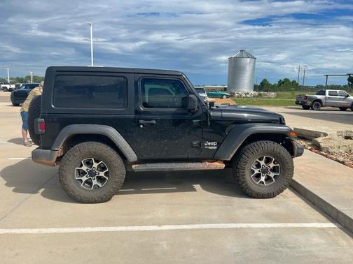 2020 Jeep Wrangler Sport