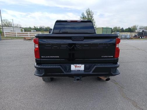 2024 Chevrolet Silverado 2500 Custom