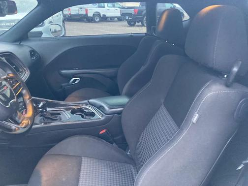 White Knuckle Clearcoat 2022 Dodge Challenger GT
