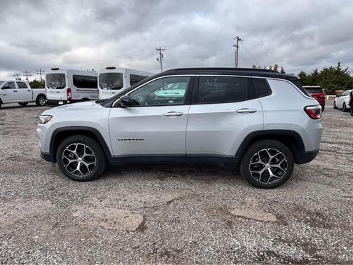 Silver Zynith 2024 Jeep Compass Limited
