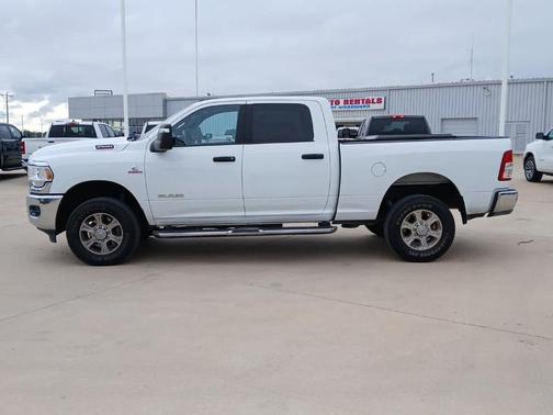 Bright White Clearcoat 2024 RAM 2500 Big Horn