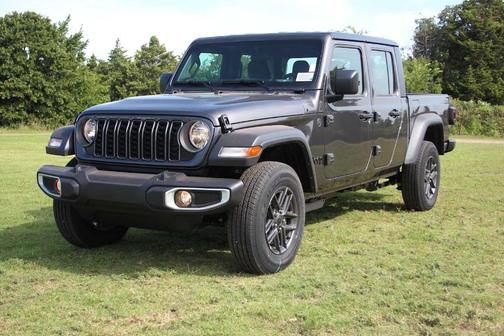 Granite Crystal Clearcoat Metallic 2026 Jeep Gladiator Sport