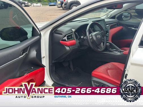 Wind Chill Pearl / Midnight Black Metallic 2022 Toyota Camry XSE V6