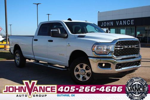 Bright White Clearcoat 2024 RAM 3500 Big Horn