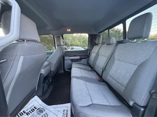 Oxford White 2024 Ford F-250 XL