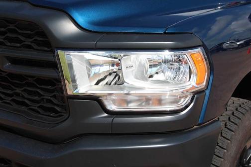 Patriot Blue Pearlcoat 2022 RAM 2500 Tradesman