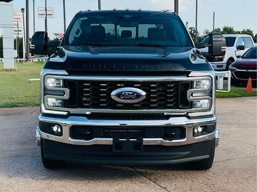 2025 Ford F-350 Lariat Super Duty