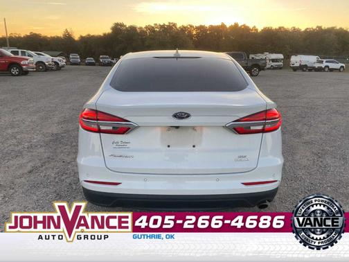 2020 Ford Fusion SE