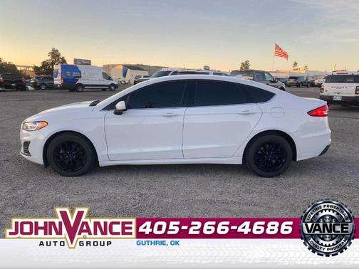 2020 Ford Fusion SE