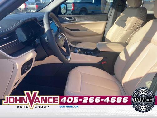 Silver Zynith 2025 Jeep Grand Cherokee Limited