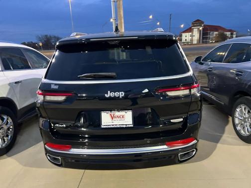 2024 Jeep Grand Cherokee L Summit
