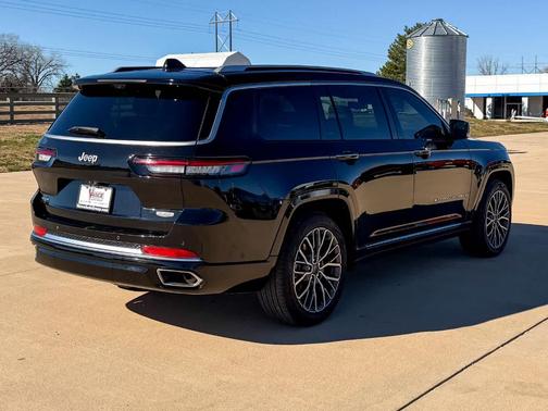 2024 Jeep Grand Cherokee L Summit