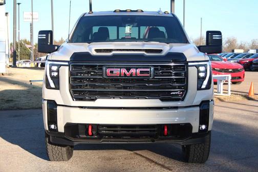 2026 GMC Sierra 2500 AT4